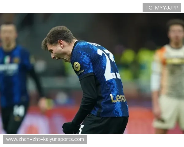 迪马尔科底线倒三角横传，助攻前插的巴雷拉凌空推射入网